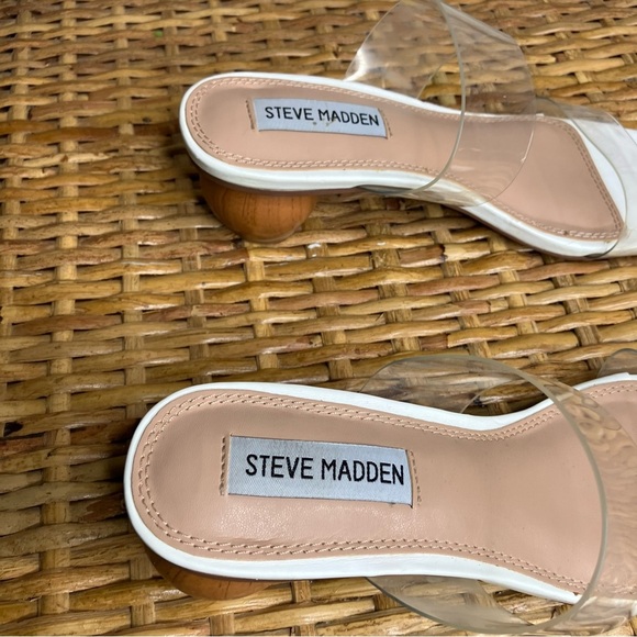 Steve Madden Vows Sandal In Clear - Picture 3 of 6